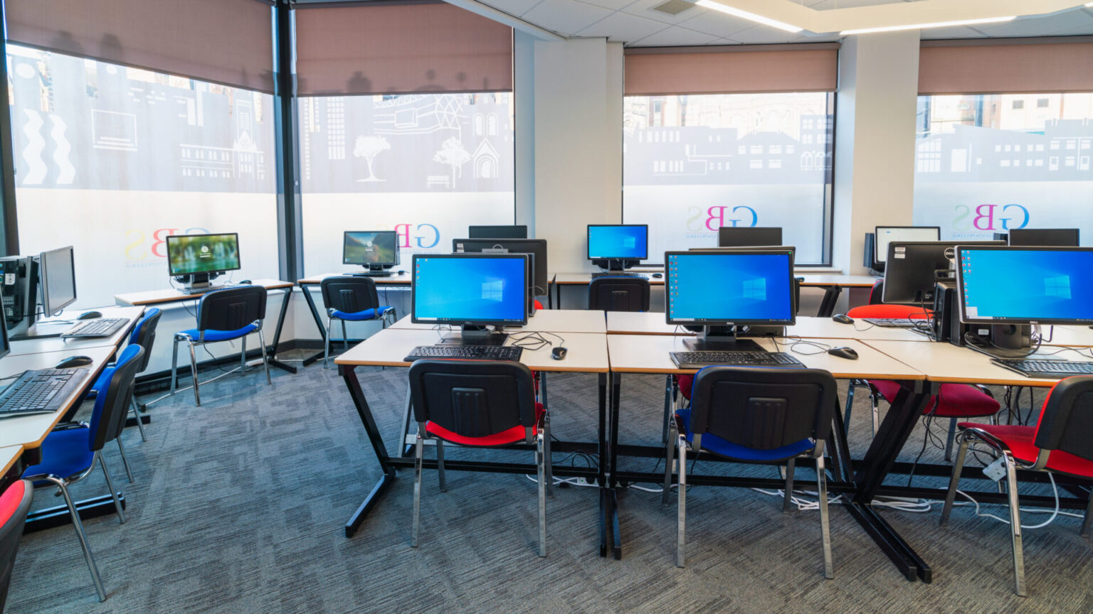 English Path Leeds – Brightdoors Education