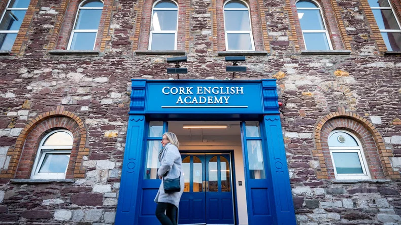 entrada a Cork English Academy