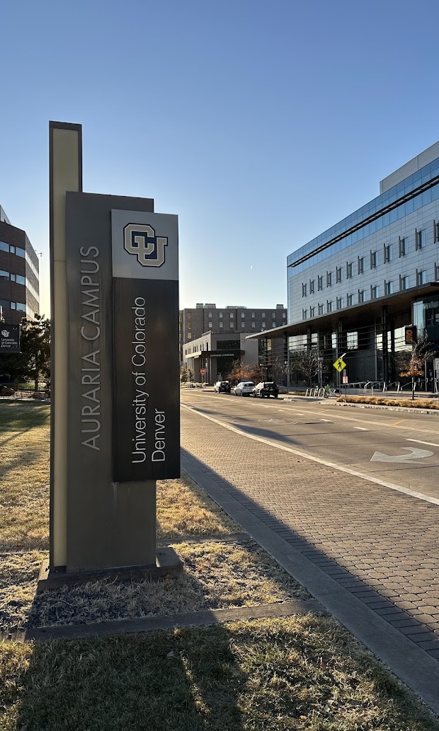 entrada a la escuela