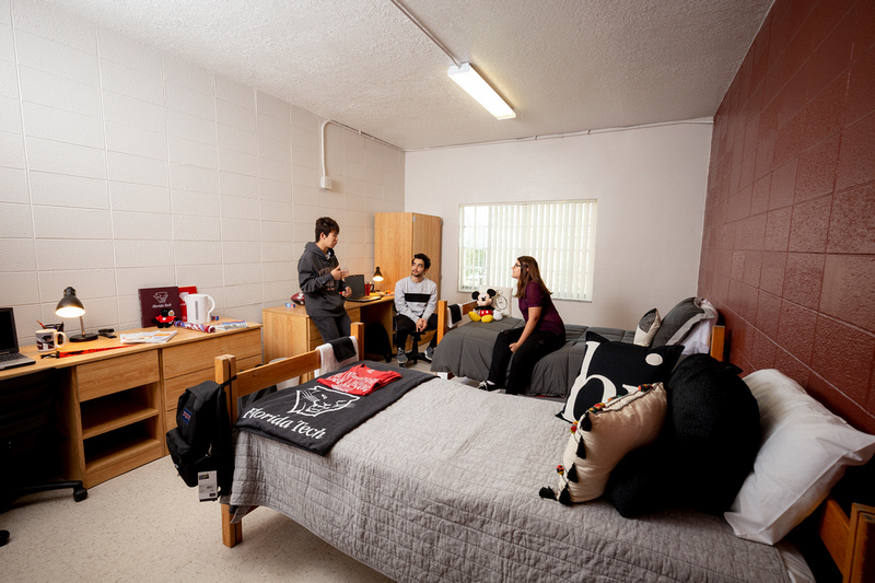 residencia en el campus de Florida Tech