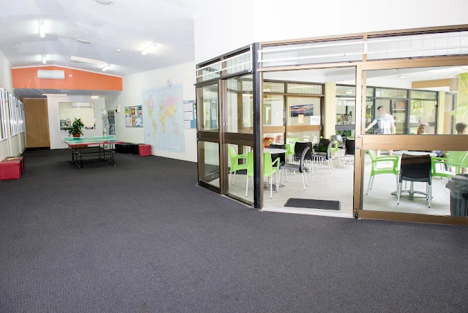 Hall principal